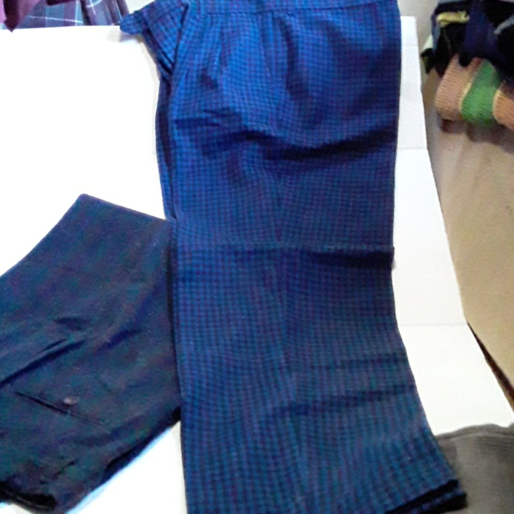 UCOB Two pairs of pants